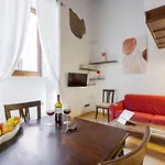 דירה Loft Trastevere 2 Floors רומא